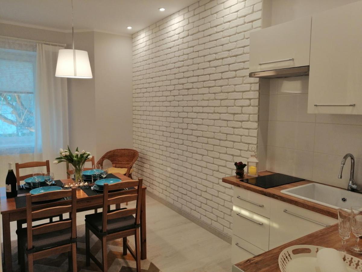 Cicha Przystan - Apartamenty Wyspa Solna Kolobrzeg Bagian luar foto