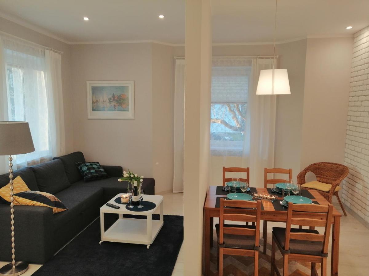 Cicha Przystan - Apartamenty Wyspa Solna Kolobrzeg Bagian luar foto